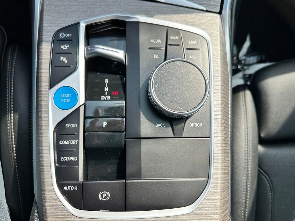 Used 2025 BMW i4 xDrive40i w/ Parking Assistance Package AWD/4WD image 18