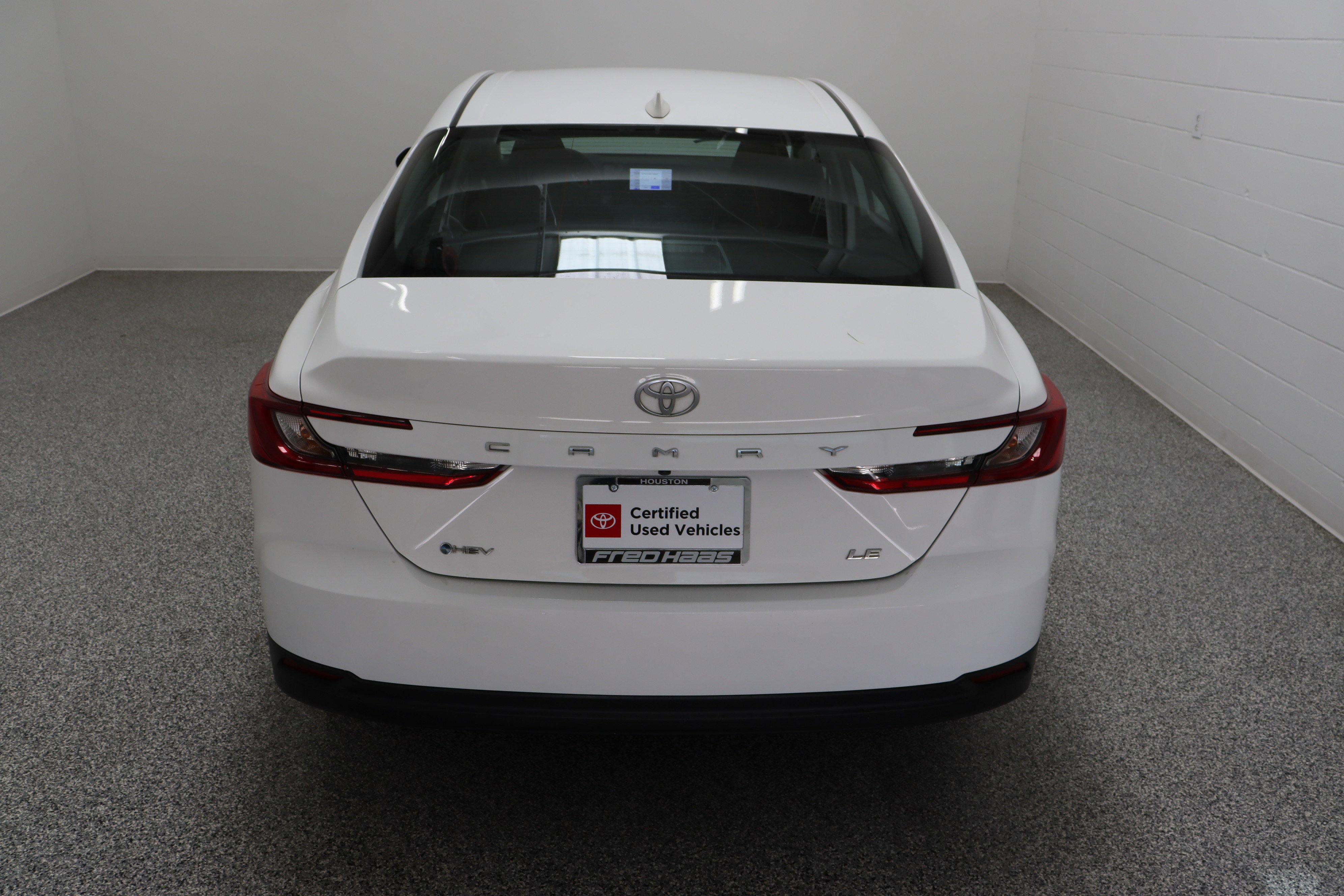 Certified 2025 Toyota Camry LE image 8