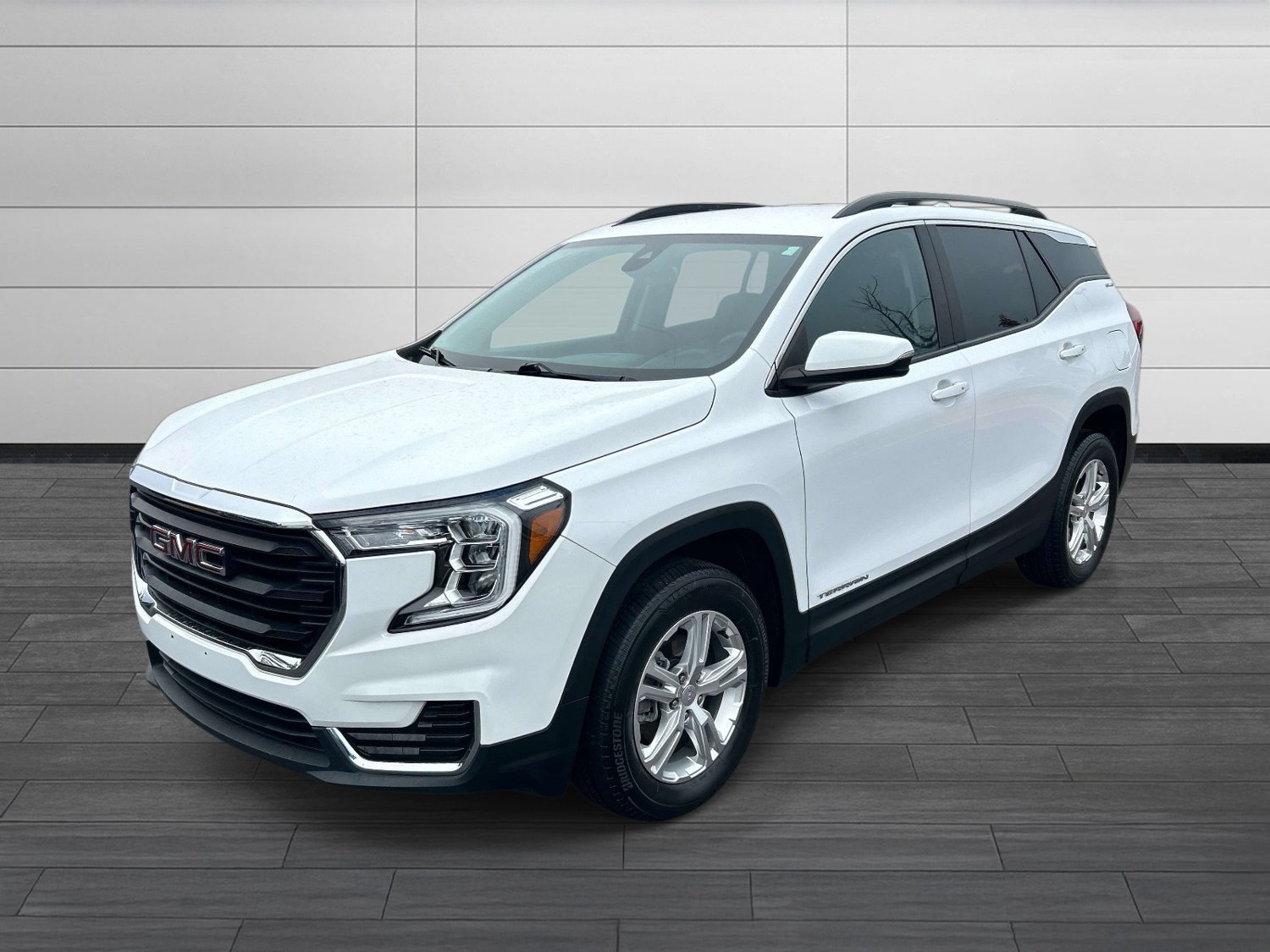 Used 2022 GMC Terrain SLE w/ Driver Convenience Package AWD/4WD image 9