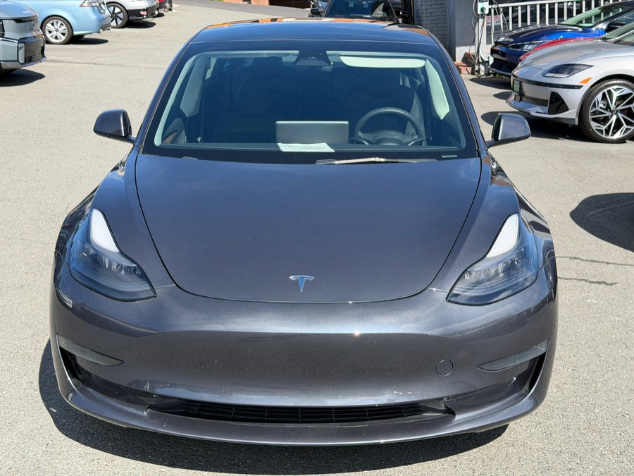 Used 2023 Tesla Model 3 Standard Range image 2