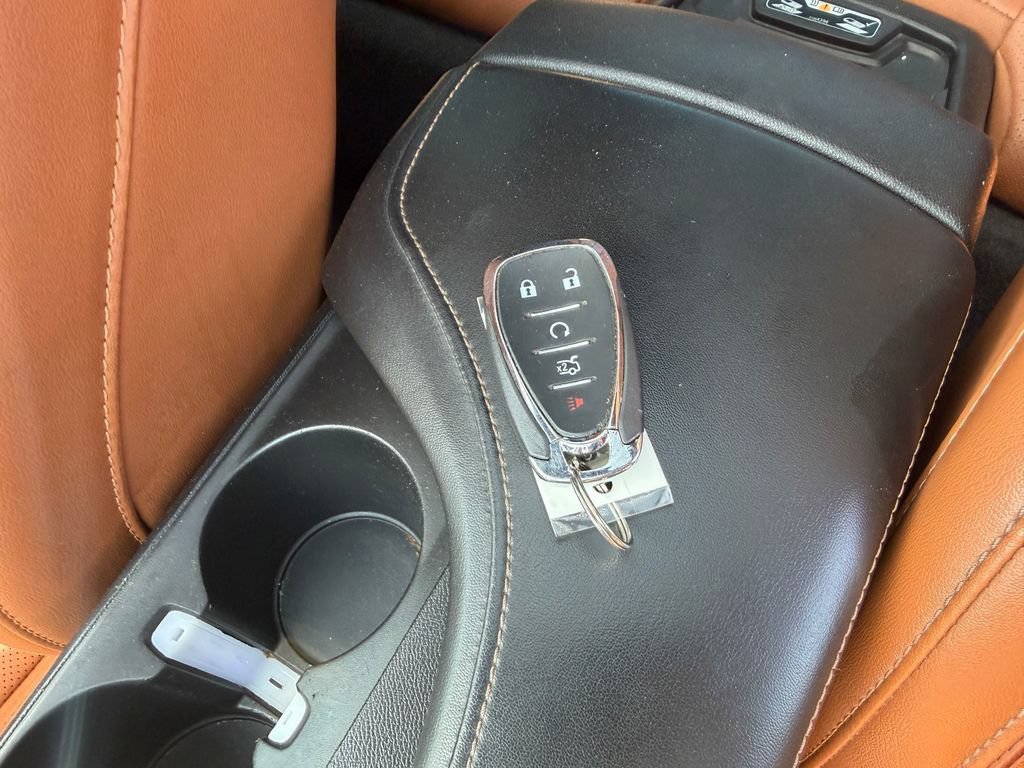 Used 2018 Chevrolet Camaro SS RWD image 30