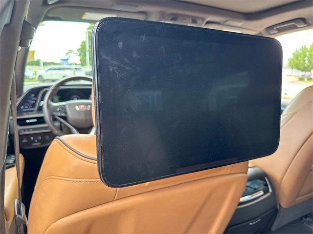 Used 2021 Cadillac Escalade Sport w/ Driver Assist Tech Package image 17