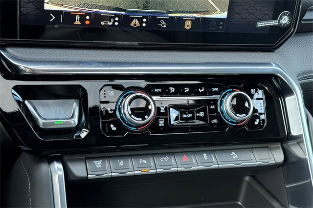 New 2026 GMC Sierra 3500 Denali w/ Denali Reserve Package image 24