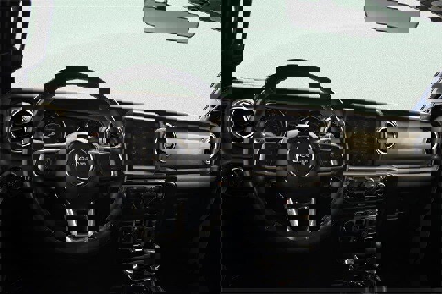 Used 2022 Jeep Wrangler Unlimited Sahara image 23