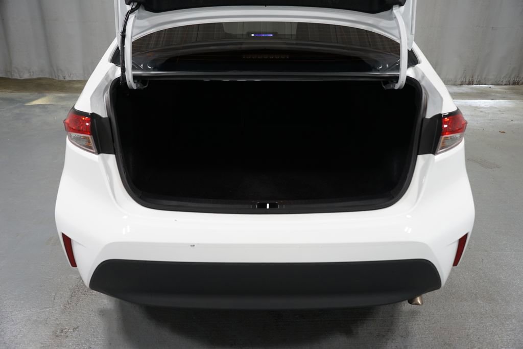 Certified 2024 Toyota Corolla LE FWD image 31