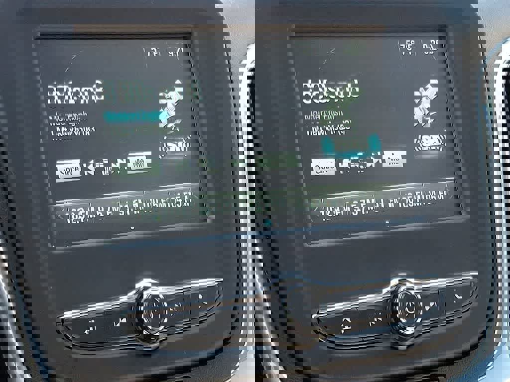 Used 2018 Chevrolet Equinox LT image 15