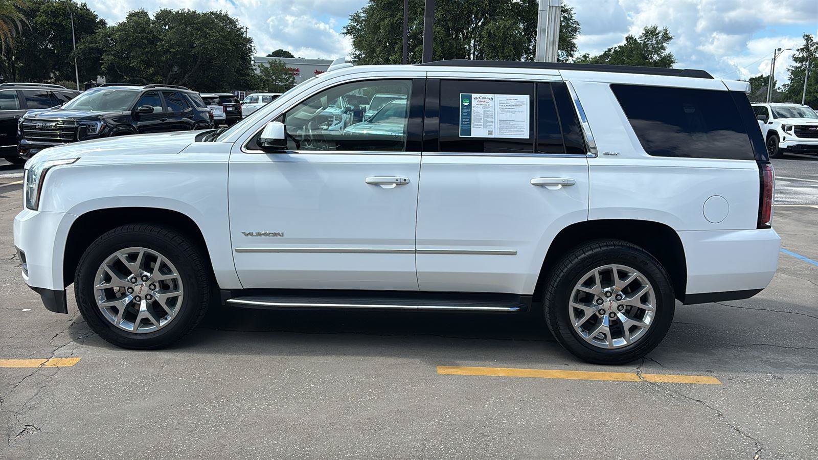 Certified 2018 GMC Yukon SLT w/ Open Road Package RWD image 4