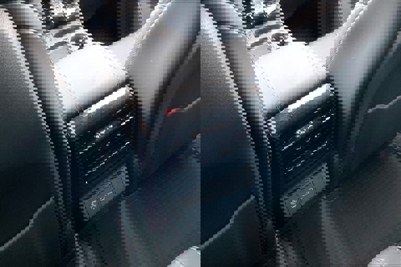 Used 2025 Acura MDX FWD w/ Technology Package image 37