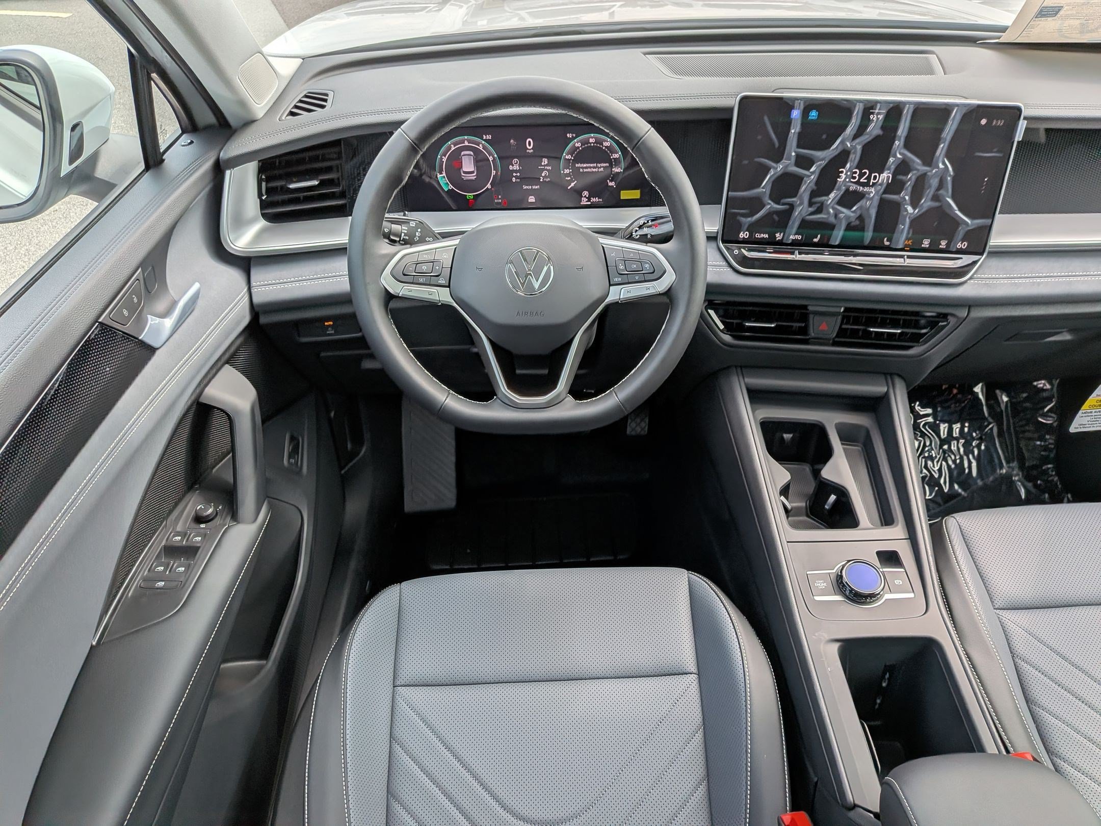 New 2026 Volkswagen Tiguan SE FWD image 29