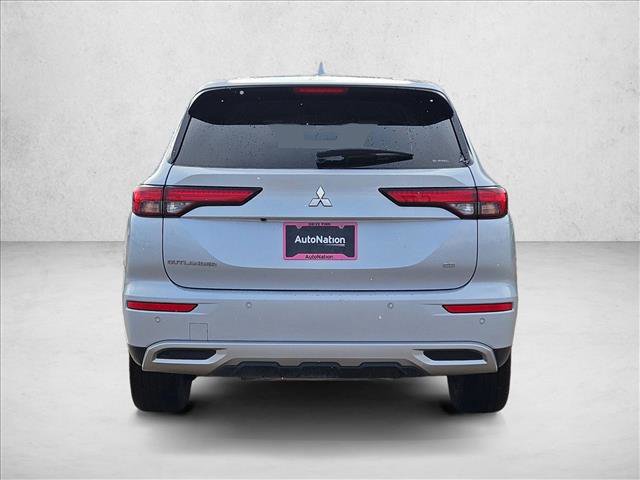 Used 2024 Mitsubishi Outlander SE image 7
