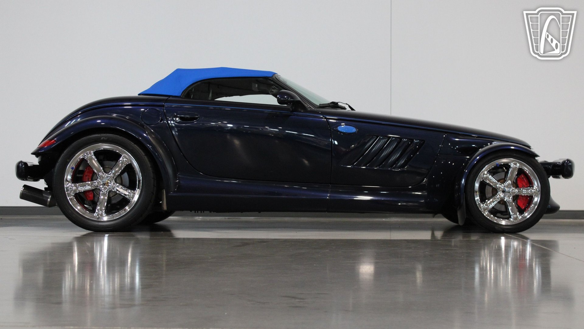 Used 2001 Chrysler Prowler RWD image 31