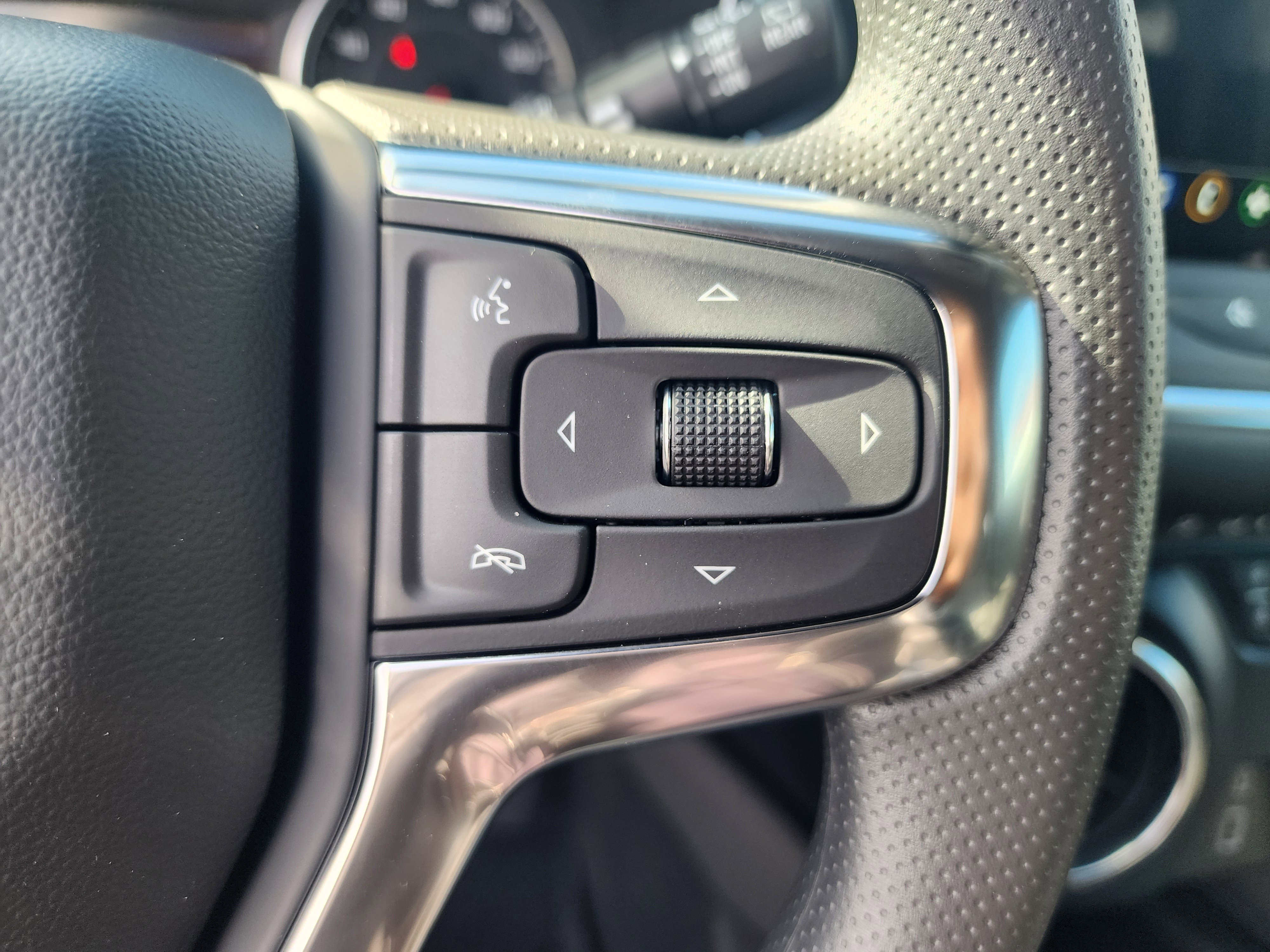 New 2026 Chevrolet Blazer LT w/ Convenience Package image 28