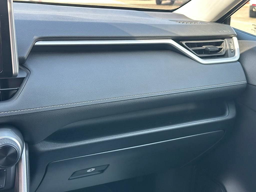 Certified 2025 Toyota RAV4 LE image 27