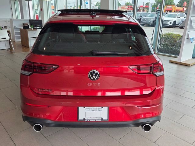 New 2026 Volkswagen GTI SE FWD image 10