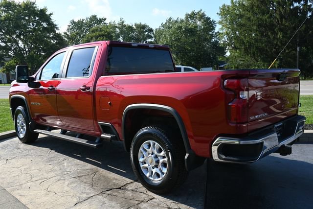 Used 2022 Chevrolet Silverado 2500 LT AWD/4WD image 7