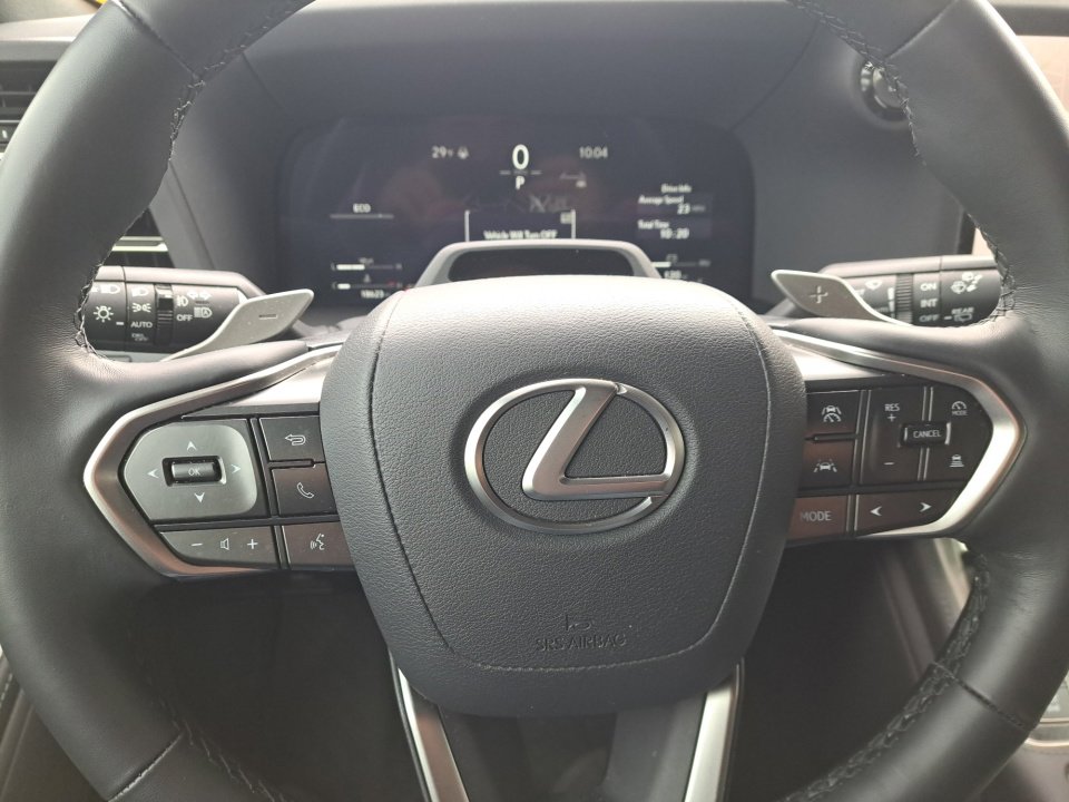 Used 2024 Lexus GX 550 image 29