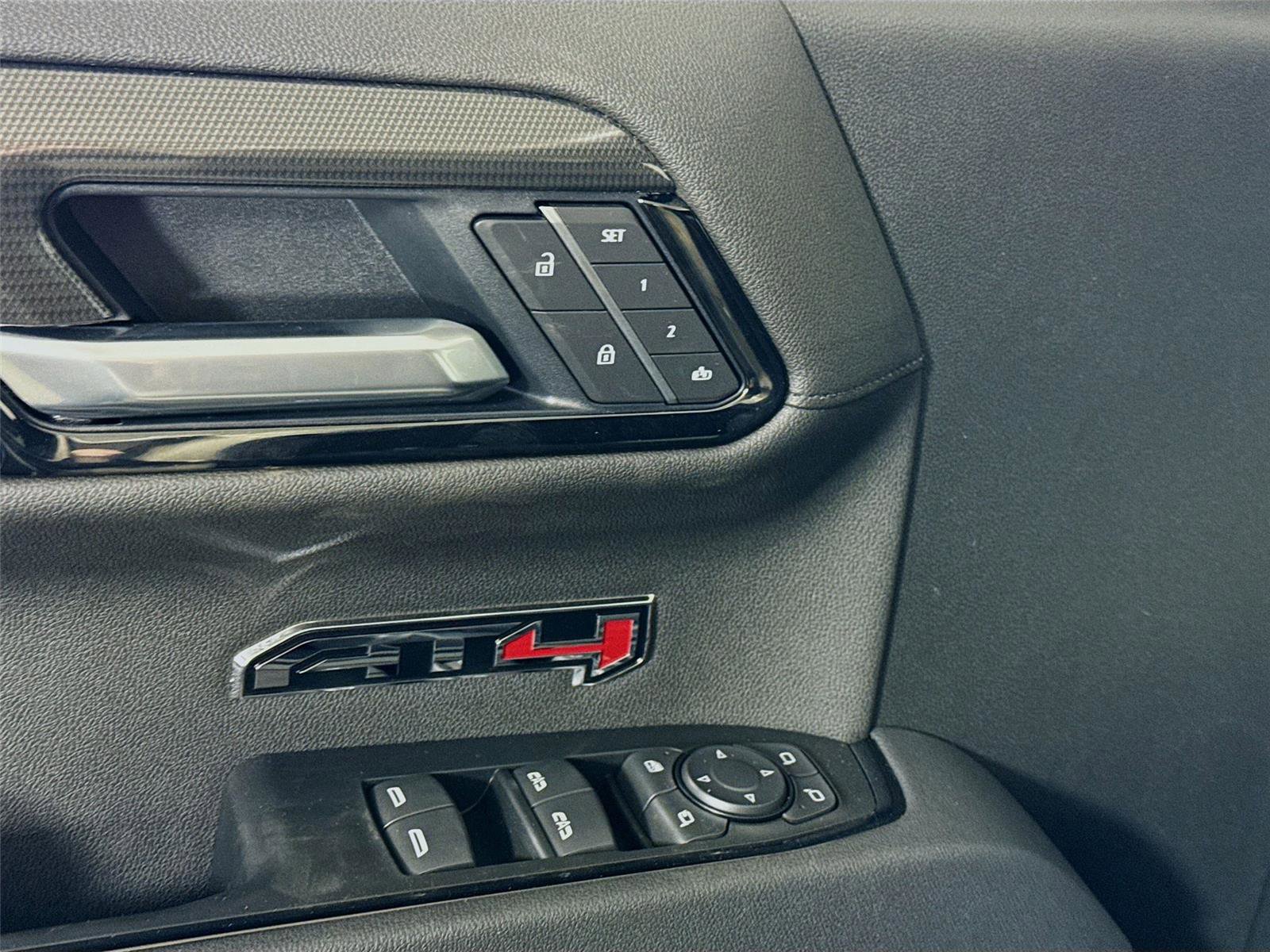 New 2026 GMC Sierra 1500 AT4 w/ AT4 Premium Package AWD/4WD image 12