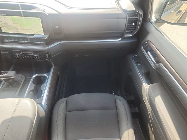 Used 2026 Chevrolet Silverado 1500 RST w/ Z71 Off-Road Package AWD/4WD image 10