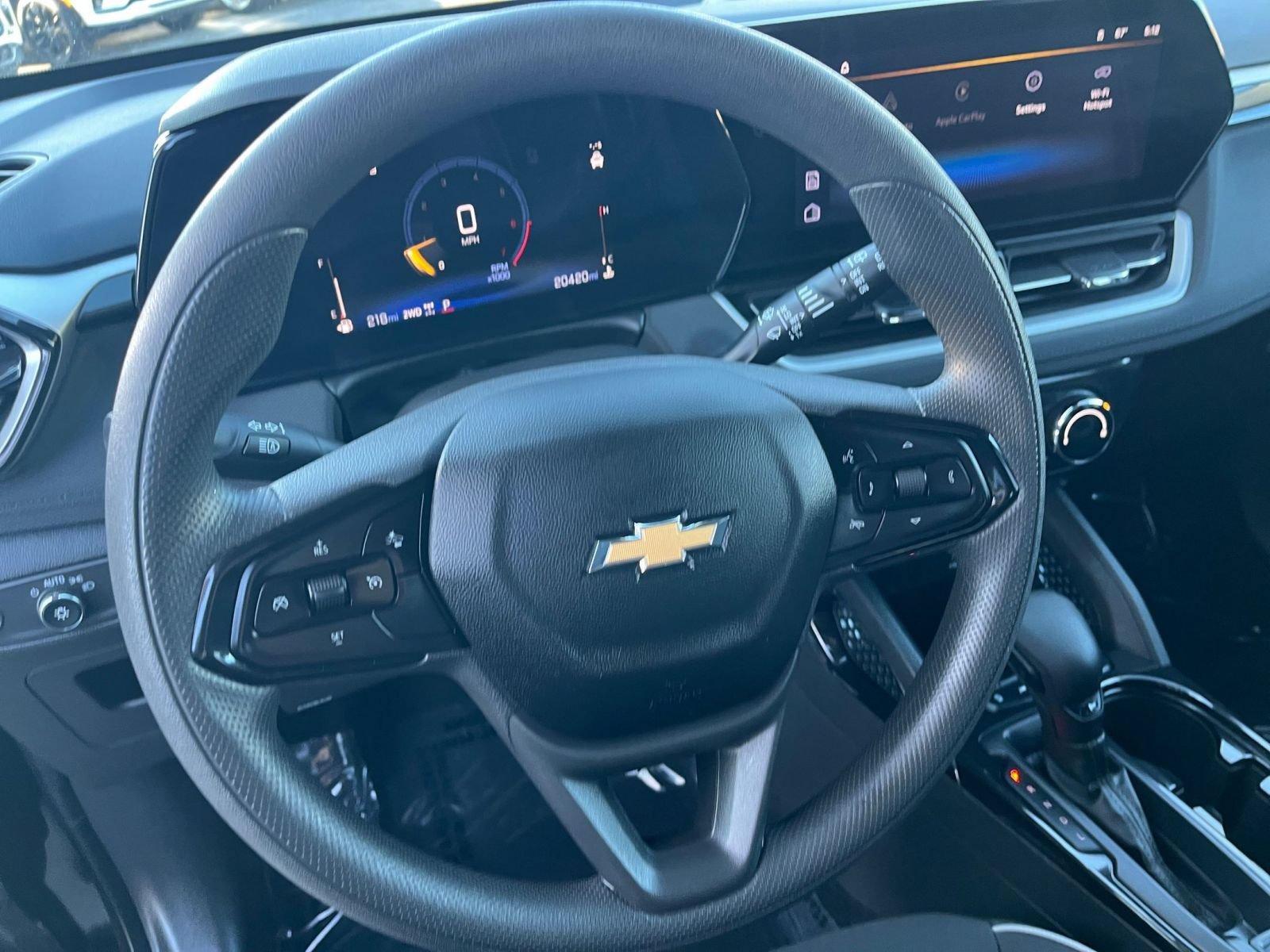 Used 2025 Chevrolet TrailBlazer LT AWD/4WD image 29