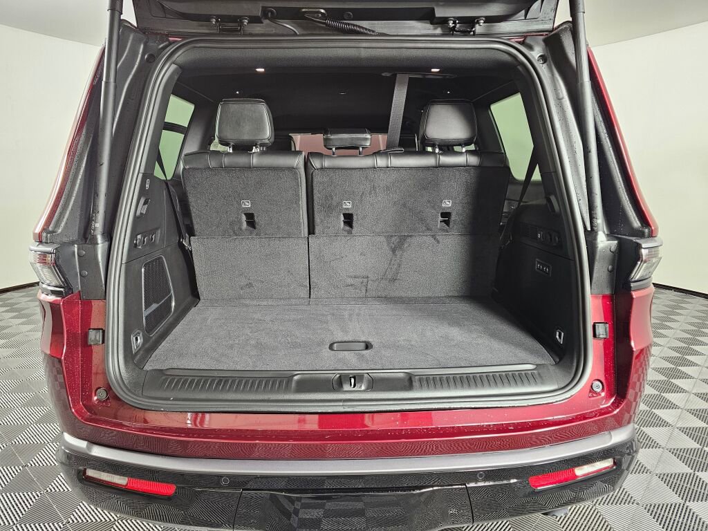 New 2026 Jeep Grand Wagoneer Limited image 16