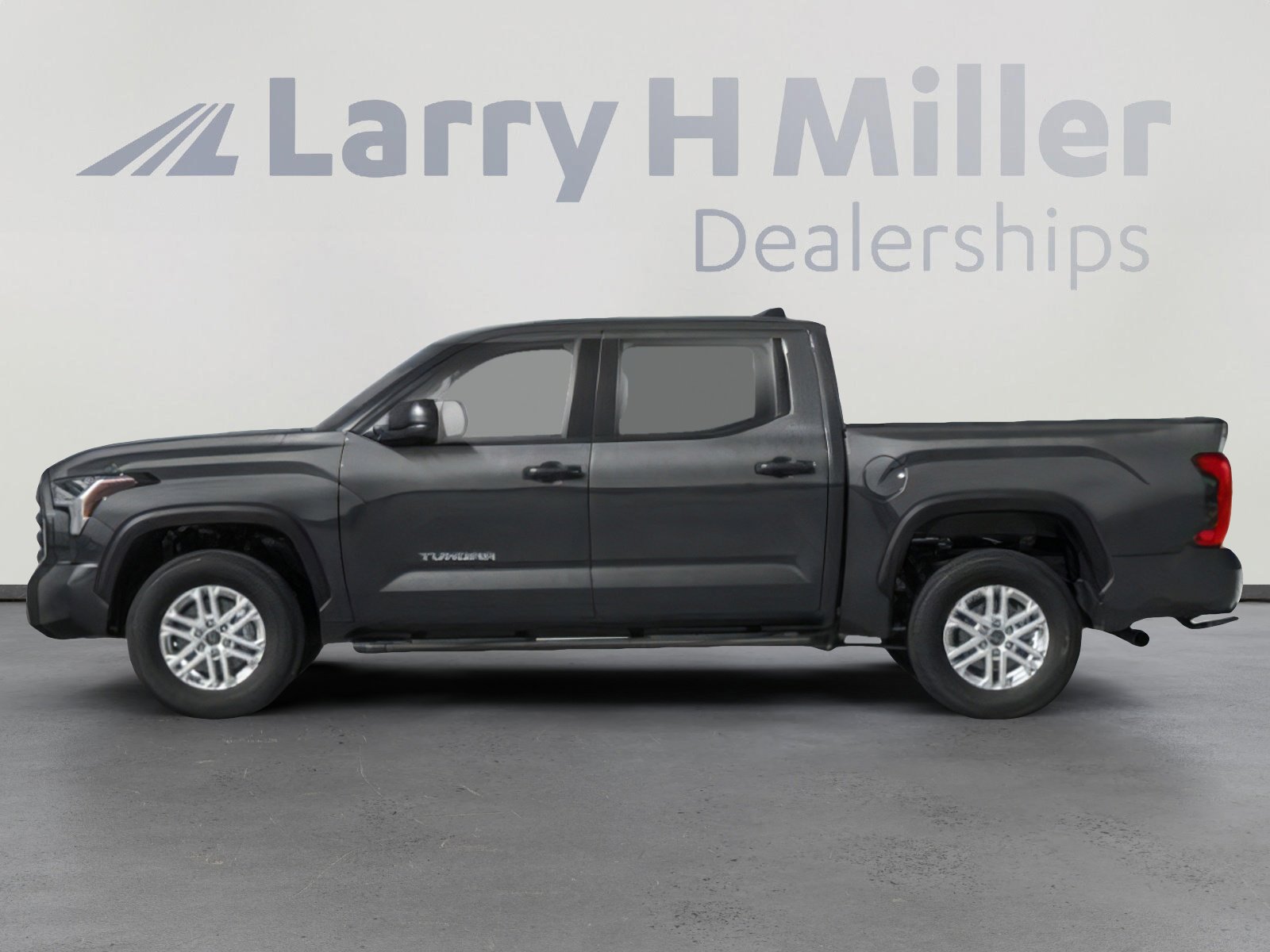 New 2026 Toyota Tundra SR5 AWD/4WD image 6
