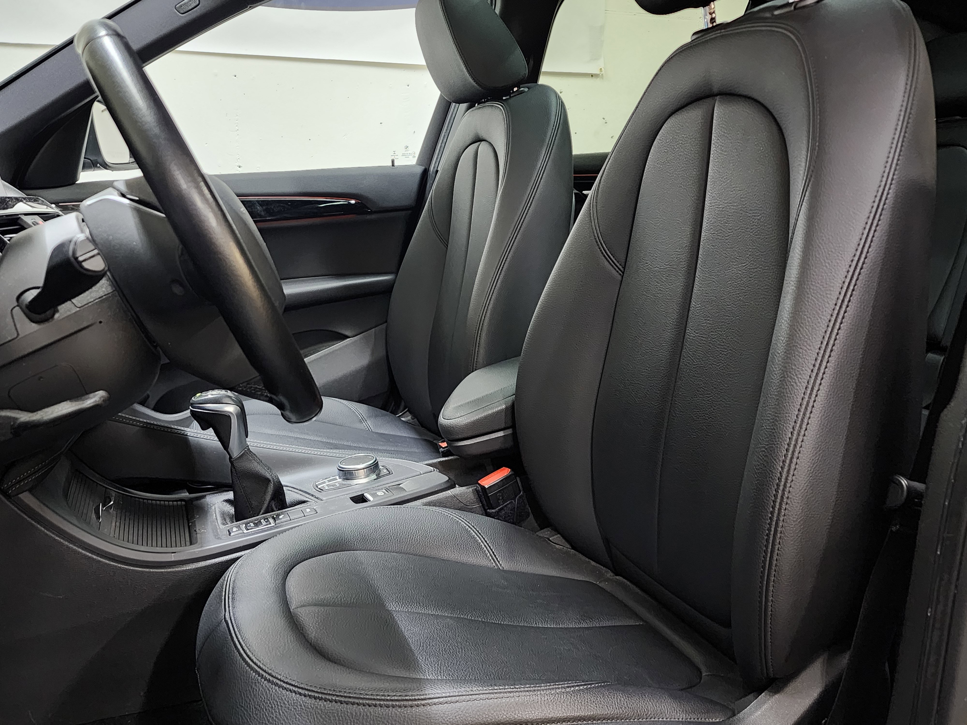 Used 2017 BMW X1 xDrive28i image 14