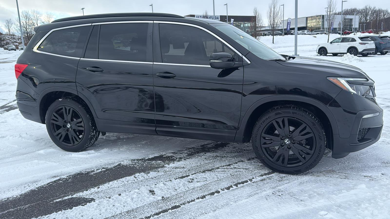 Used 2022 Honda Pilot Special Edition image 3