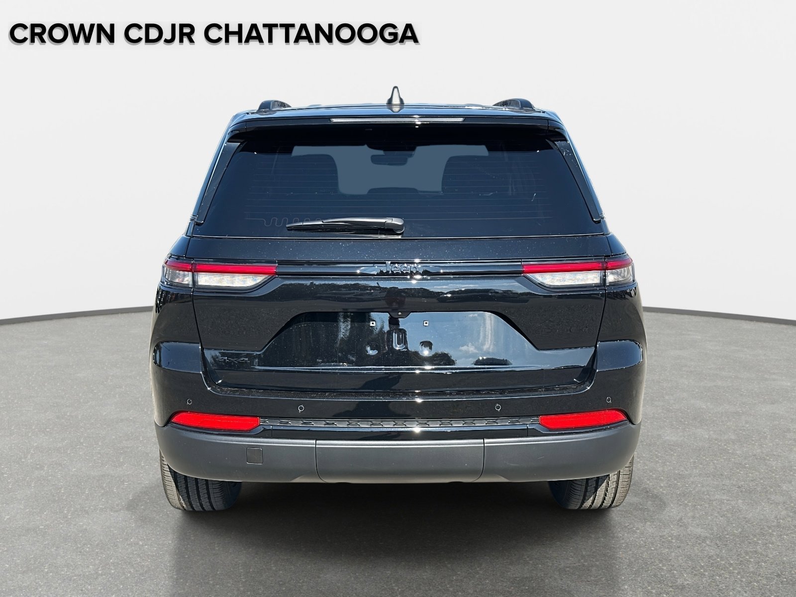 New 2025 Jeep Grand Cherokee Altitude AWD/4WD image 5