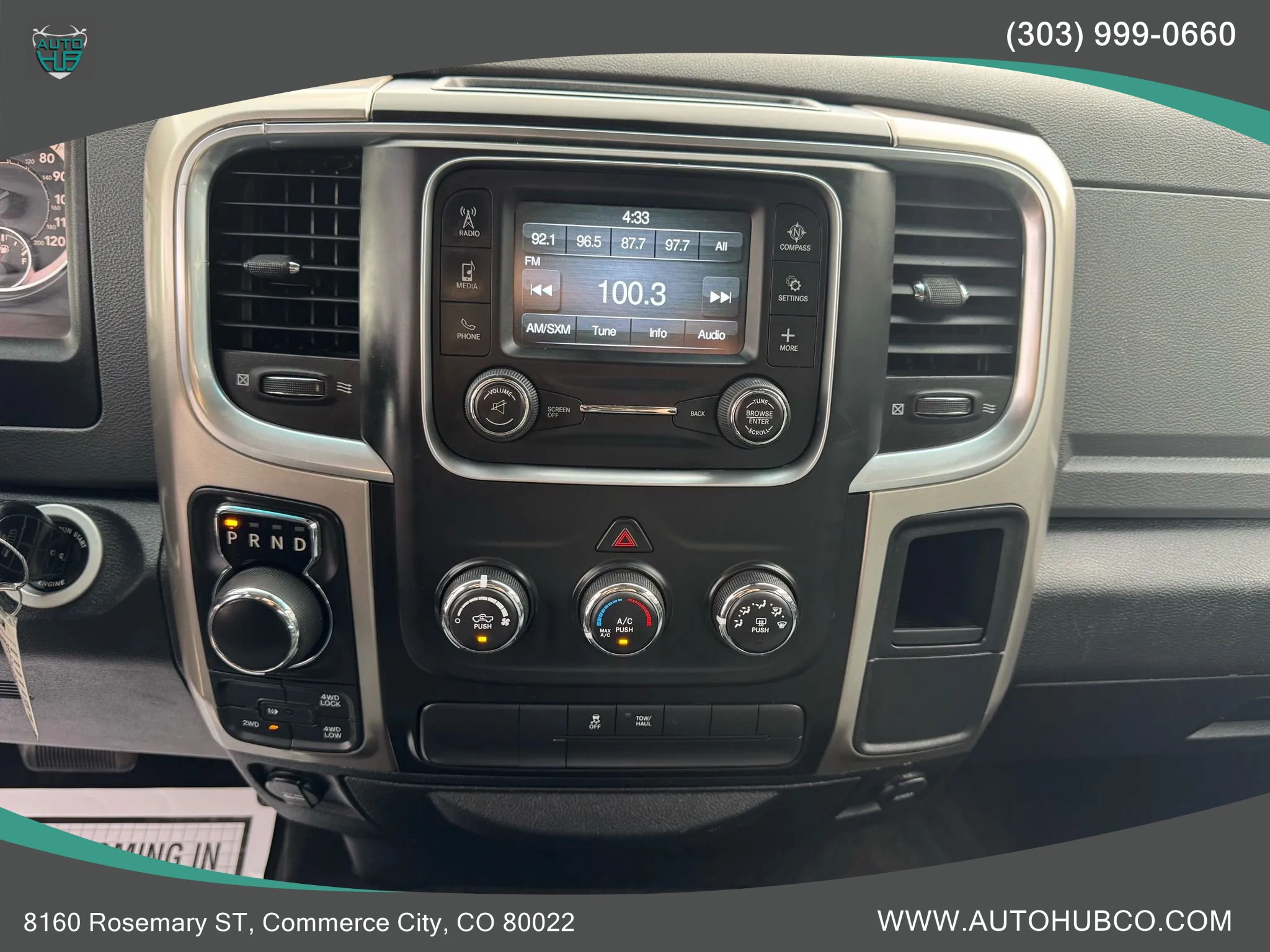 Used 2017 RAM 1500 Classic SLT AWD/4WD image 14