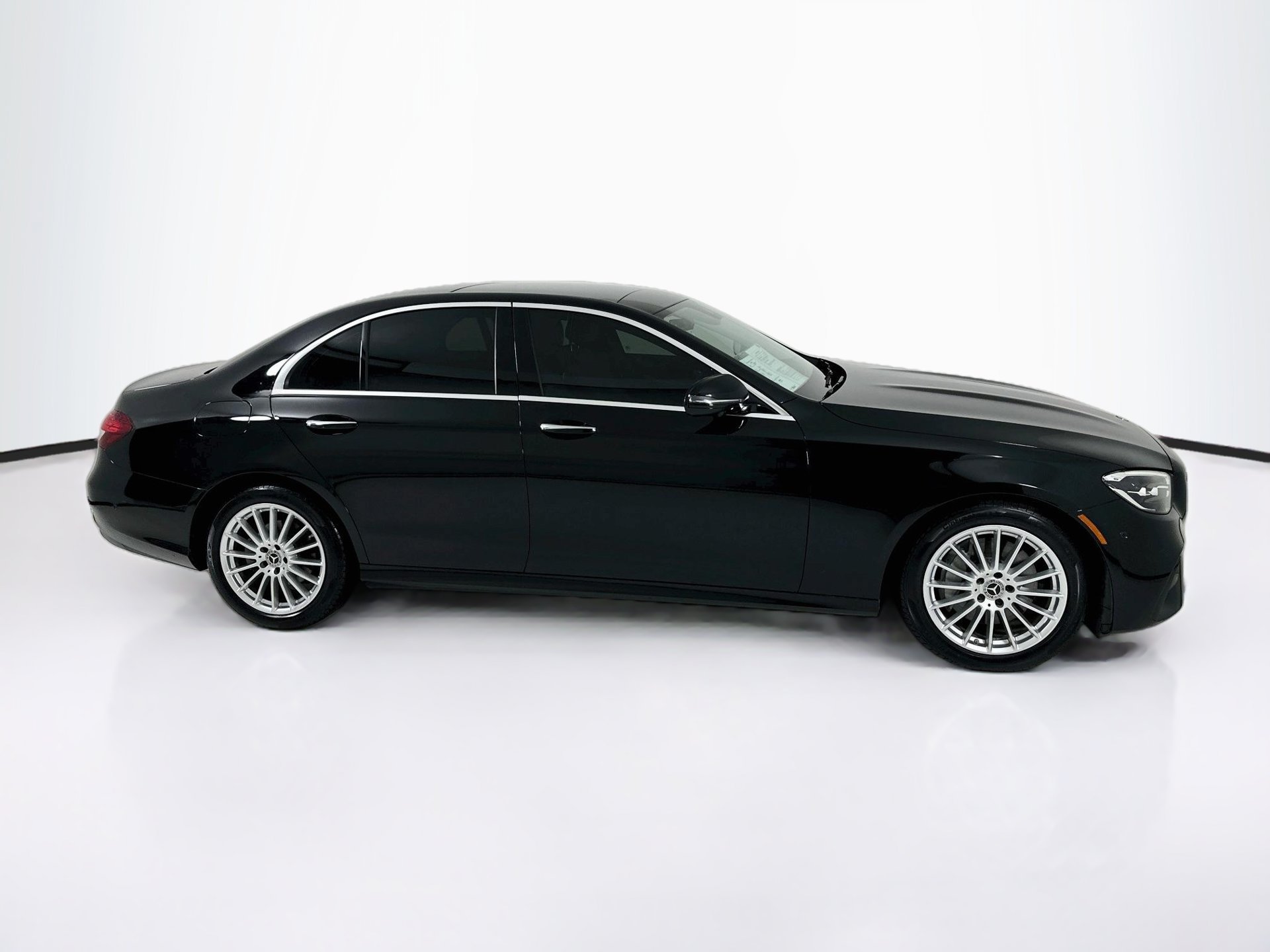 Certified 2023 Mercedes-Benz E 350 4MATIC Sedan image 9