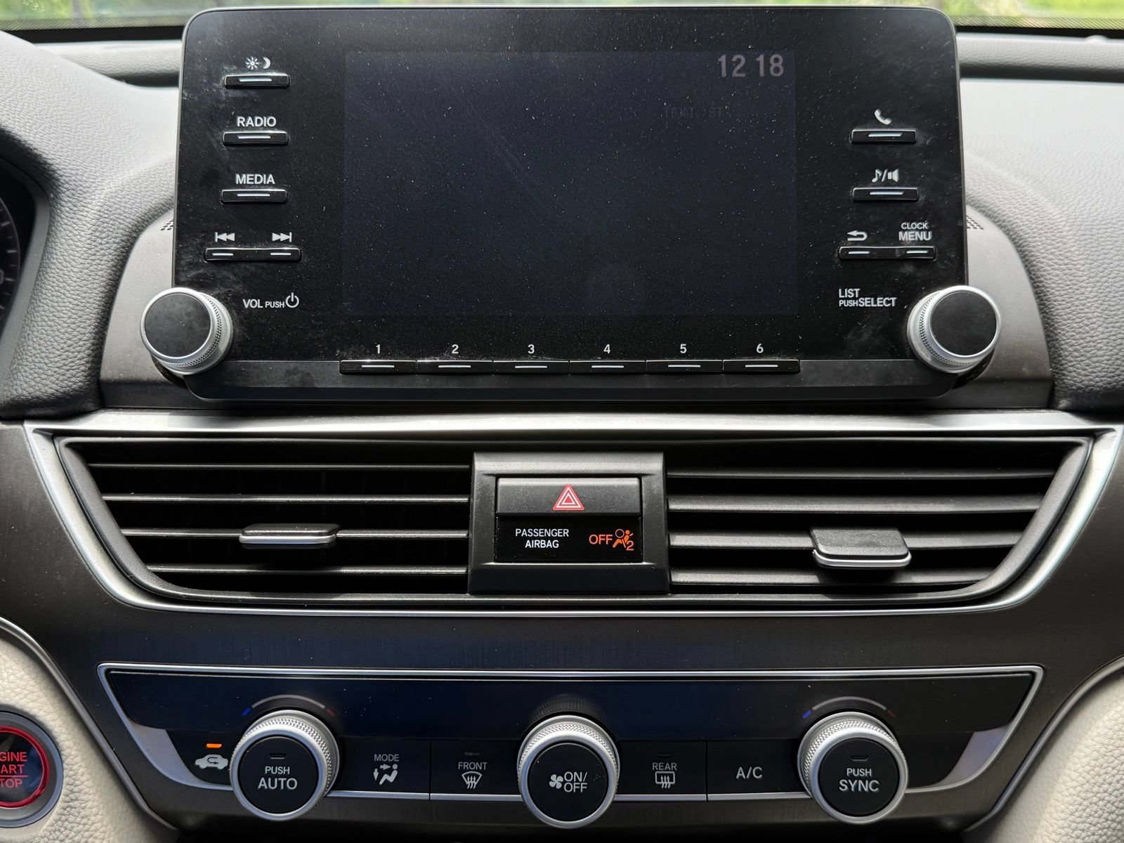 Used 2018 Honda Accord LX image 30