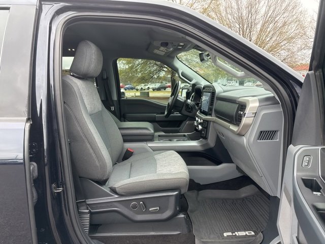 Used 2021 Ford F150 XLT w/ Equipment Group 302A High image 11