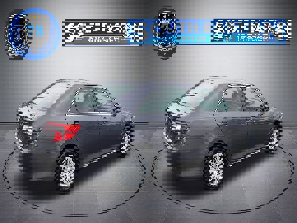 Used 2012 Toyota Camry LE image 7