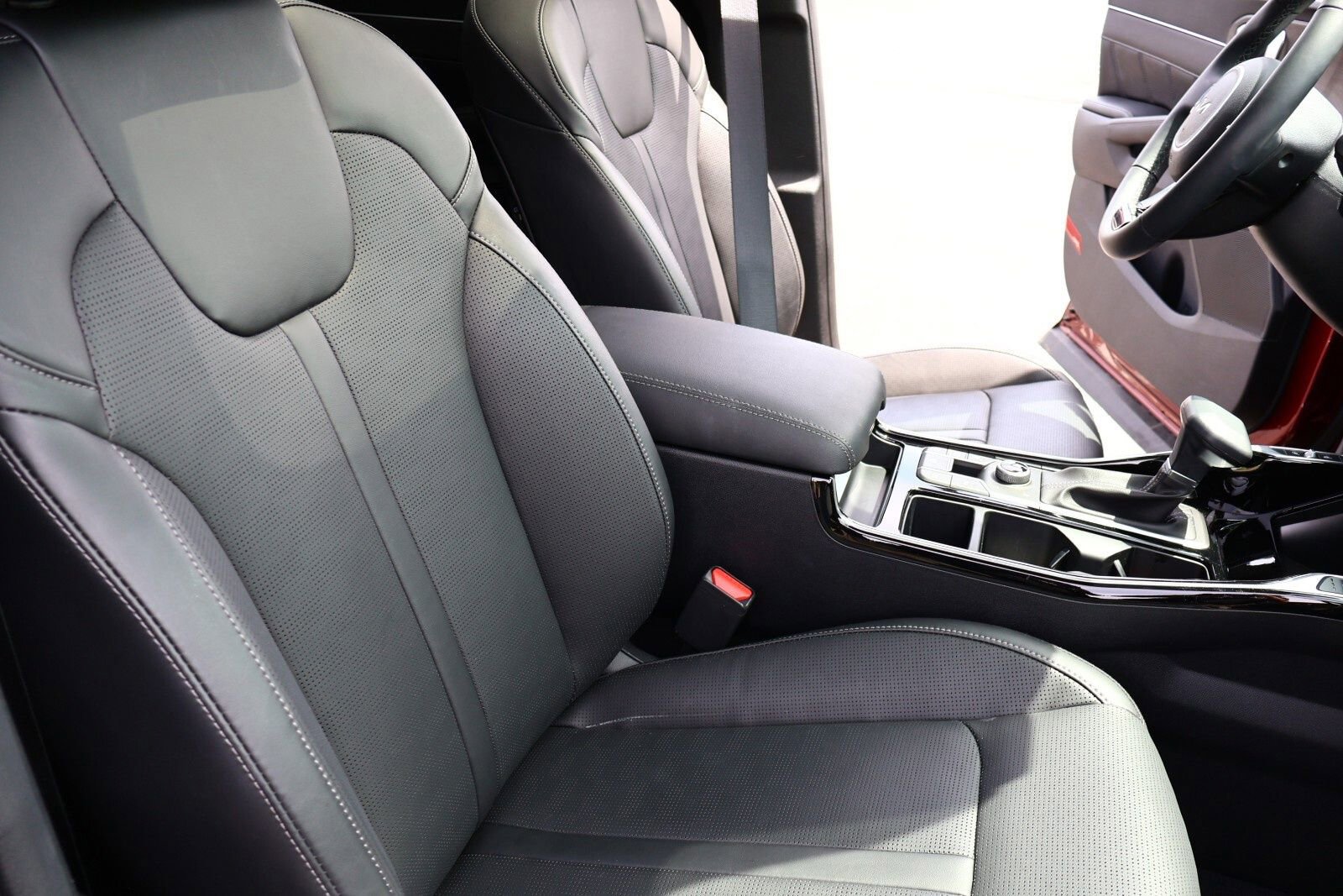 Used 2024 Kia Sorento SX image 24