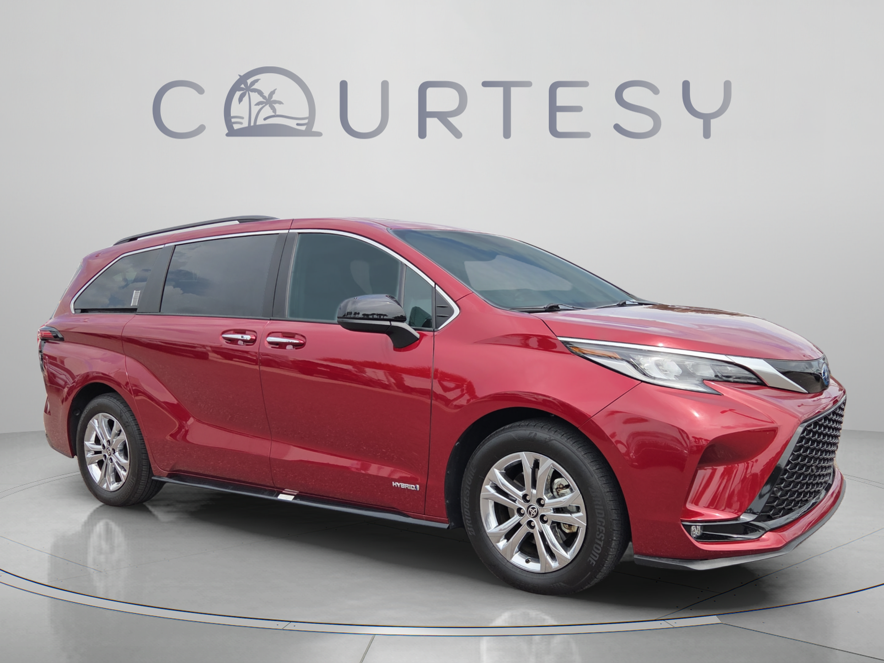 Certified 2021 Toyota Sienna XSE AWD/4WD image 7