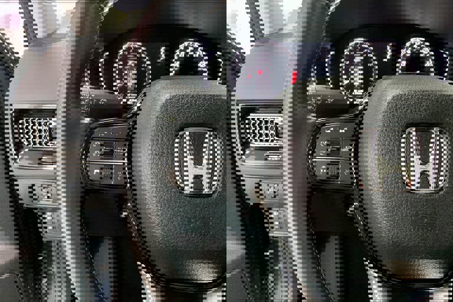 Used 2024 Honda Civic EX-L image 20