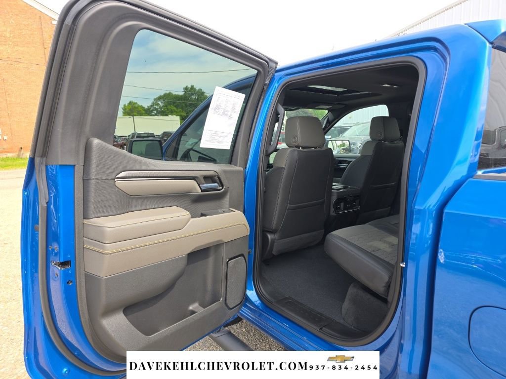 Used 2022 Chevrolet Silverado 1500 ZR2 w/ Technology Package AWD/4WD image 31