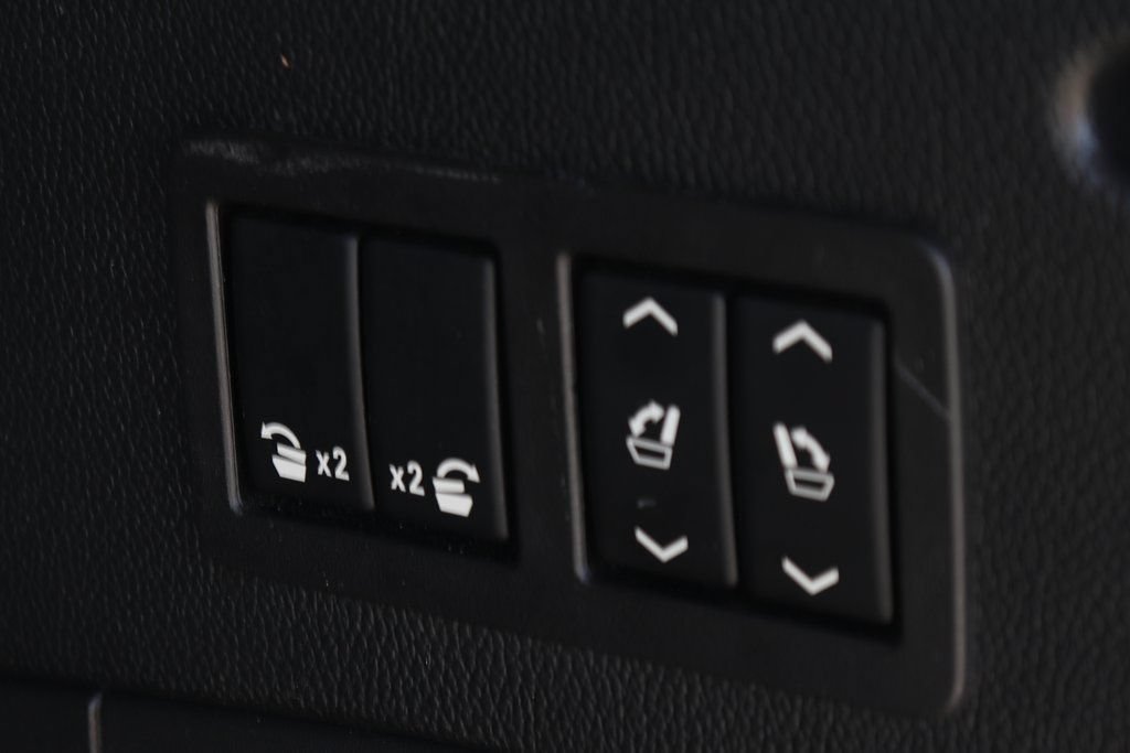 Used 2020 Chevrolet Suburban Premier RWD image 10