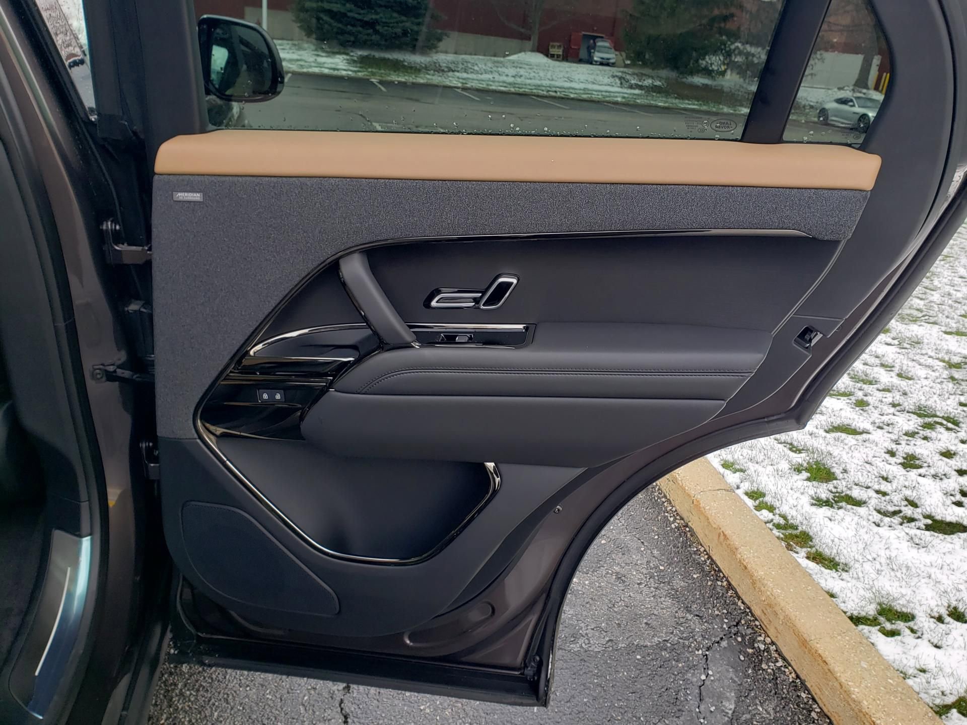 New 2026 Land Rover Range Rover Sport Dynamic SE image 16