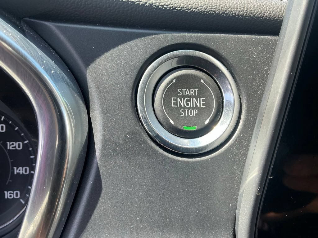 Used 2025 Chevrolet Blazer LT FWD image 27