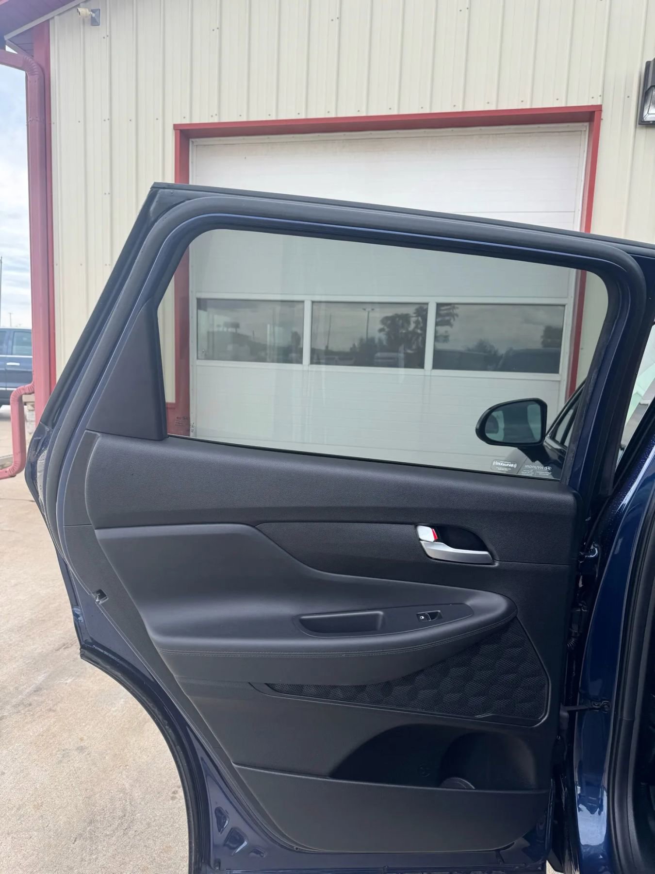 Used 2022 Hyundai Santa Fe SEL w/ Cargo Package image 13