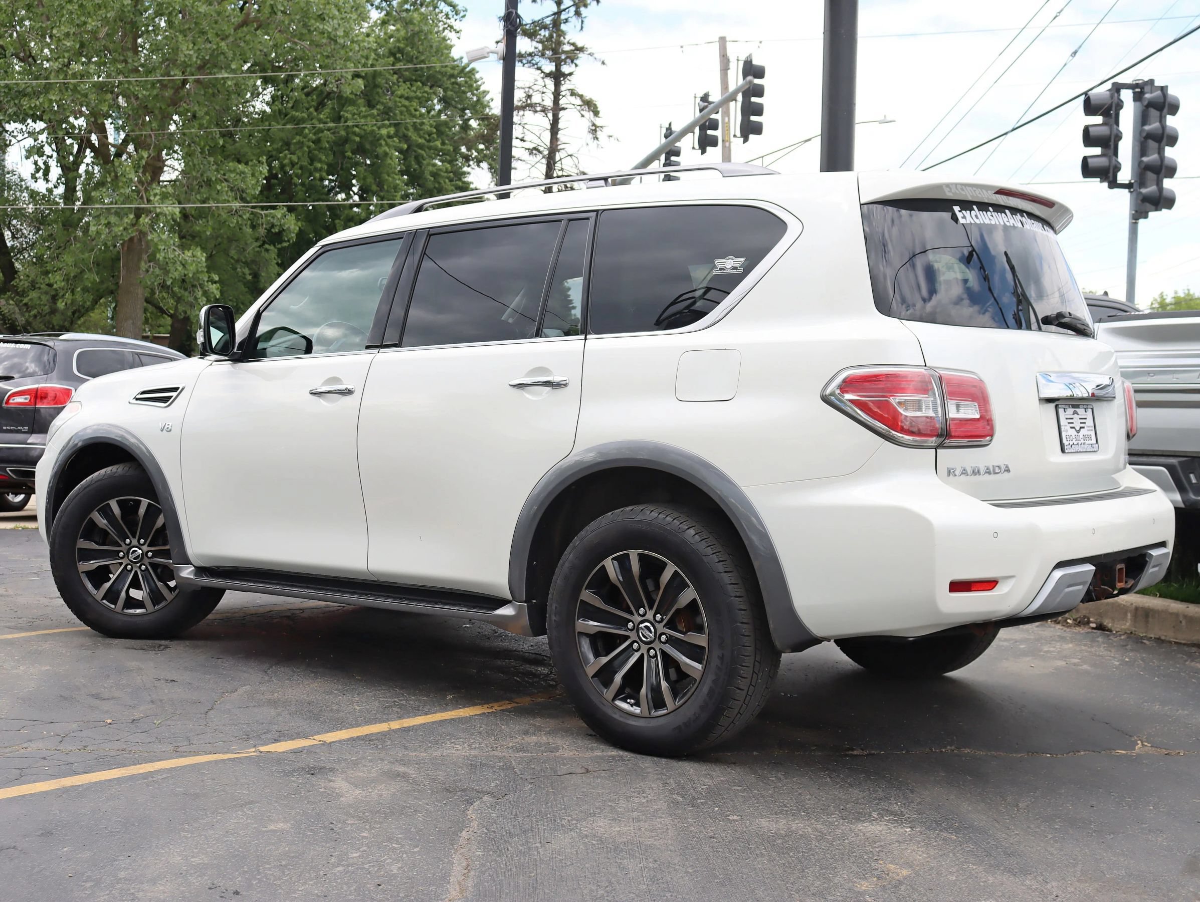 Used 2017 Nissan Armada Platinum AWD/4WD image 10