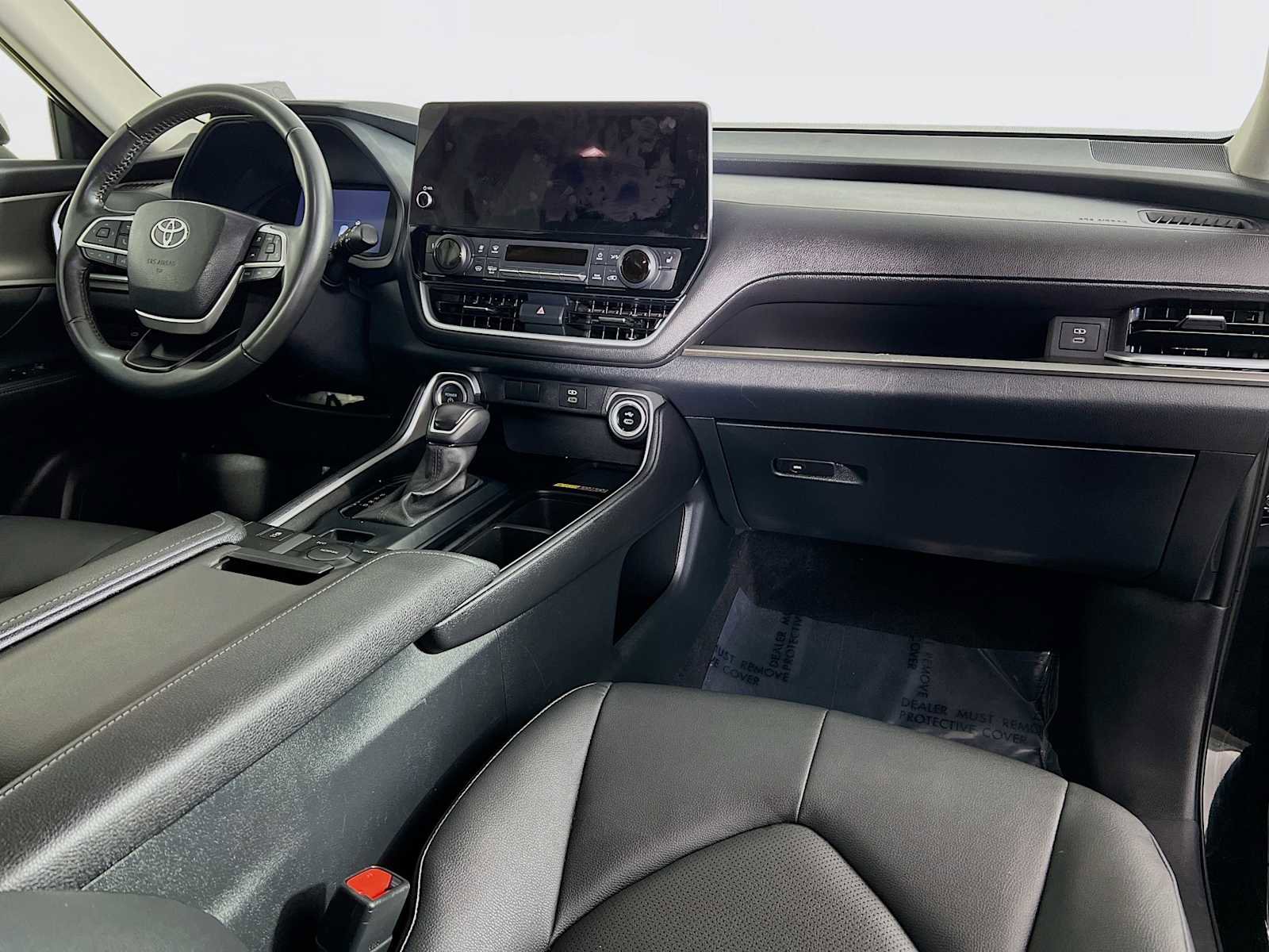 Used 2024 Toyota Grand Highlander XLE image 29