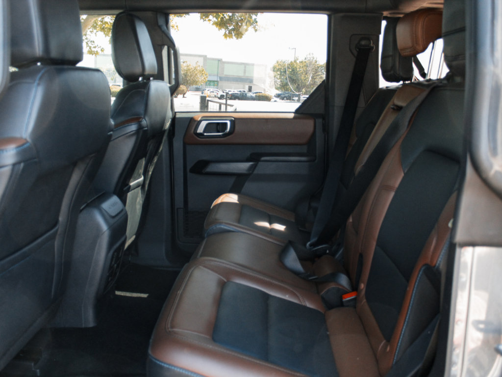 Used 2024 Ford Bronco Outer Banks AWD/4WD image 21