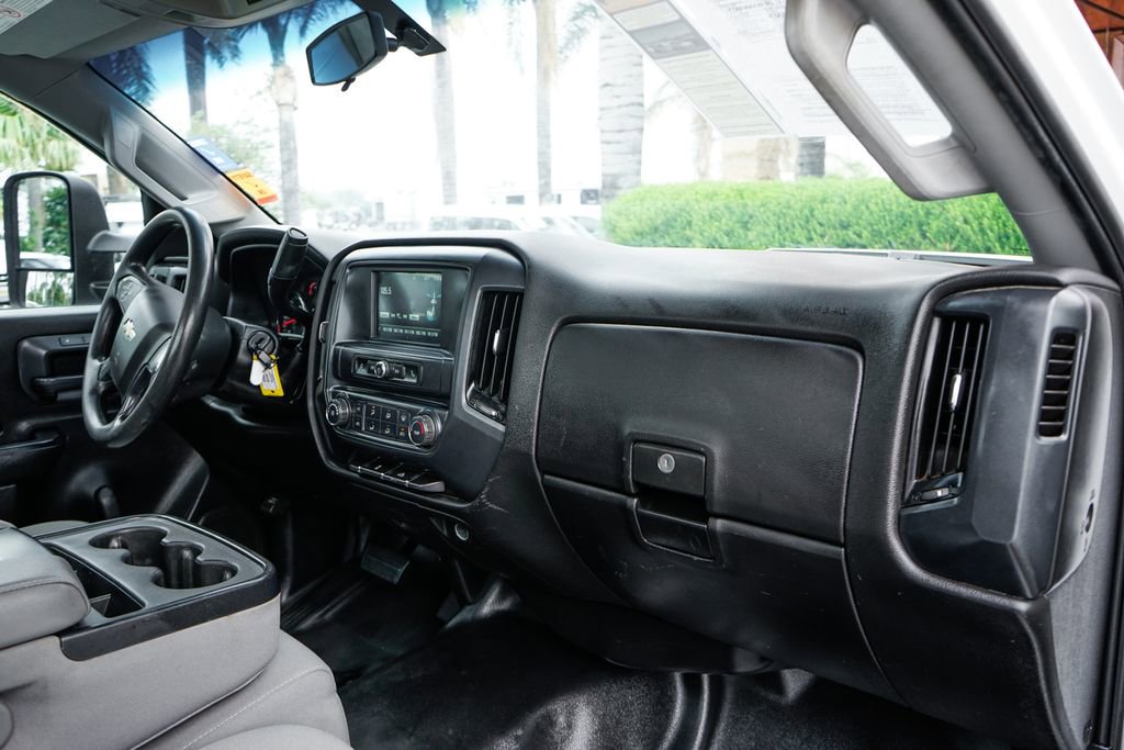 Used 2018 Chevrolet Silverado 3500 W/T RWD image 30