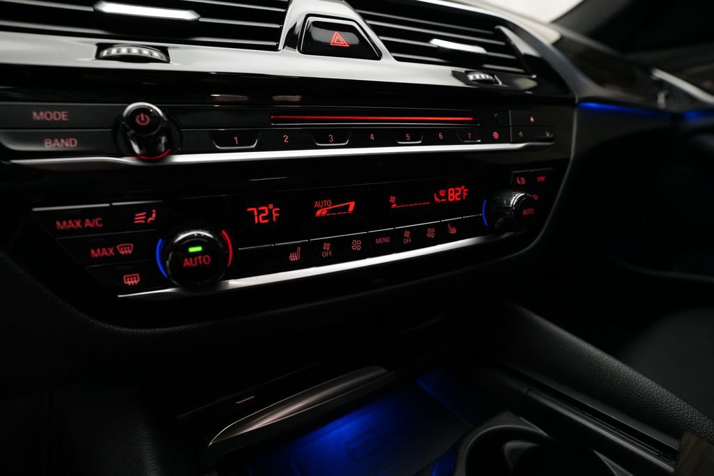 Used 2018 BMW 540i xDrive image 21