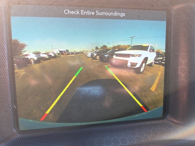 Used 2018 Dodge Charger GT AWD/4WD image 15