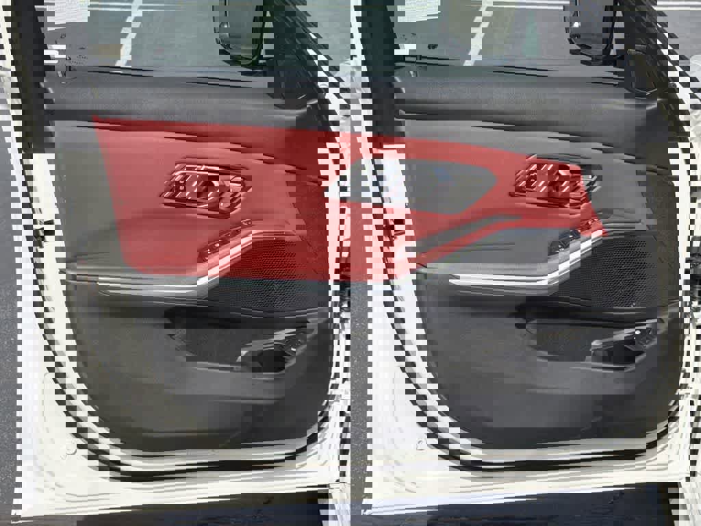 Used 2023 BMW 330e 330e image 24