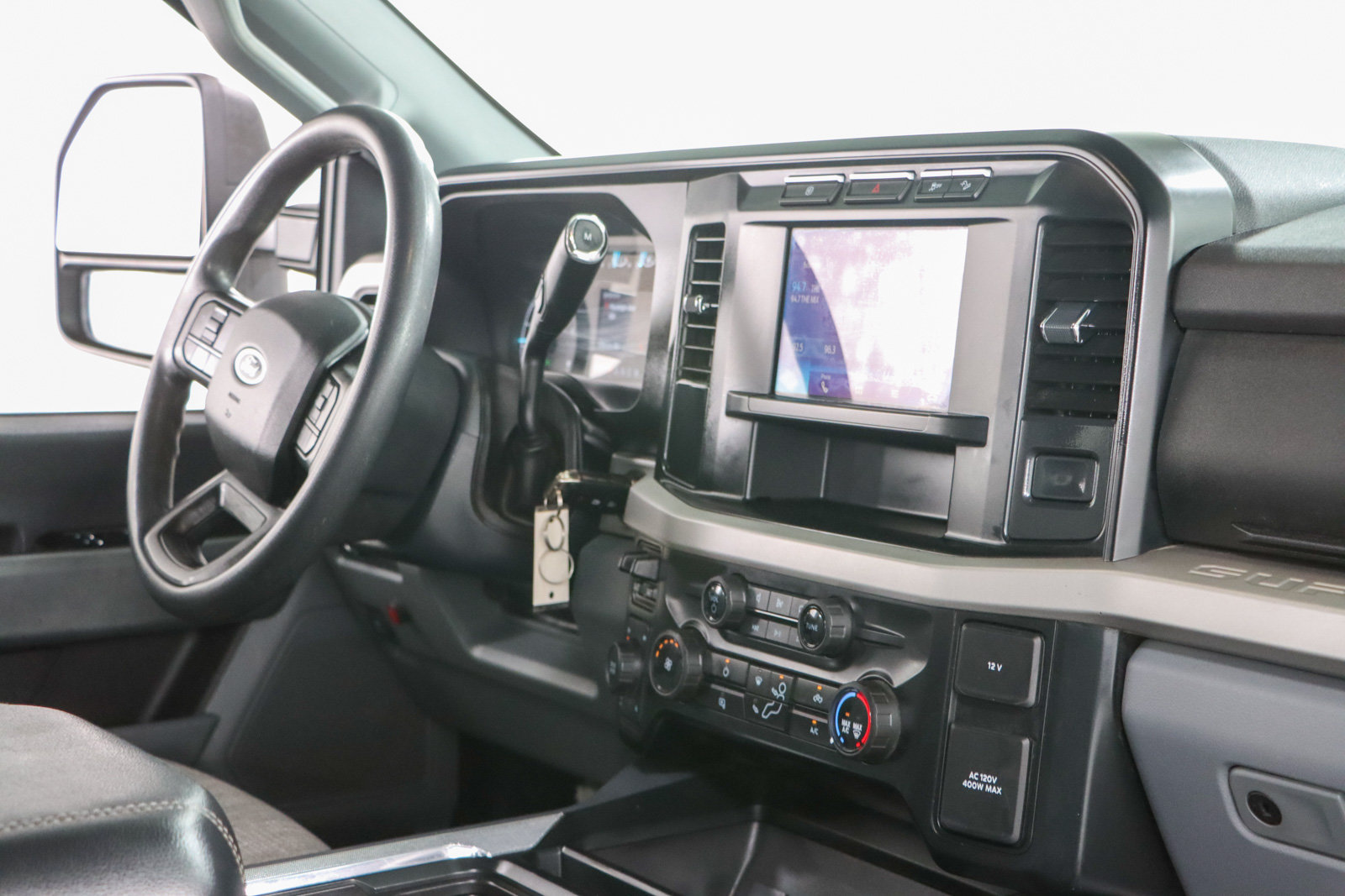 Used 2024 Ford F250 XLT w/ FX4 Off-Road Package AWD/4WD image 28
