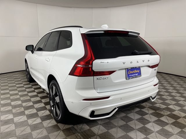 Certified 2025 Volvo XC60 T8 Plus w/ Protection Package AWD/4WD image 6